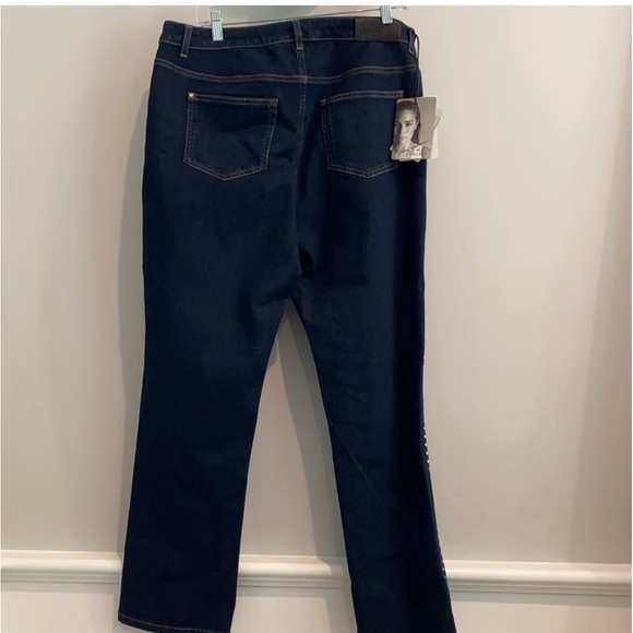 NWT ASHLEY GRAHAM X MARINA RINALDI Studded Denim Jacket and Jeans Set
Size US 18 - Picture 12 of 15